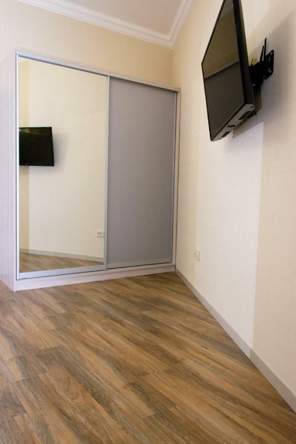 Apartment Barvy Lvova On Kostyushka St Ngoại thất bức ảnh
