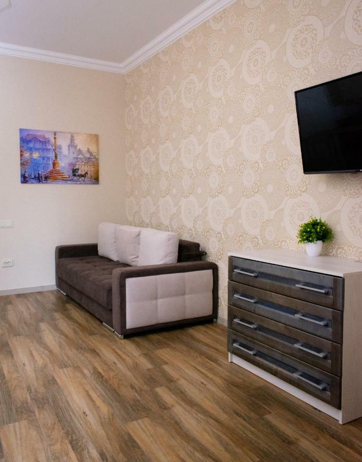 Apartment Barvy Lvova On Kostyushka St Ngoại thất bức ảnh